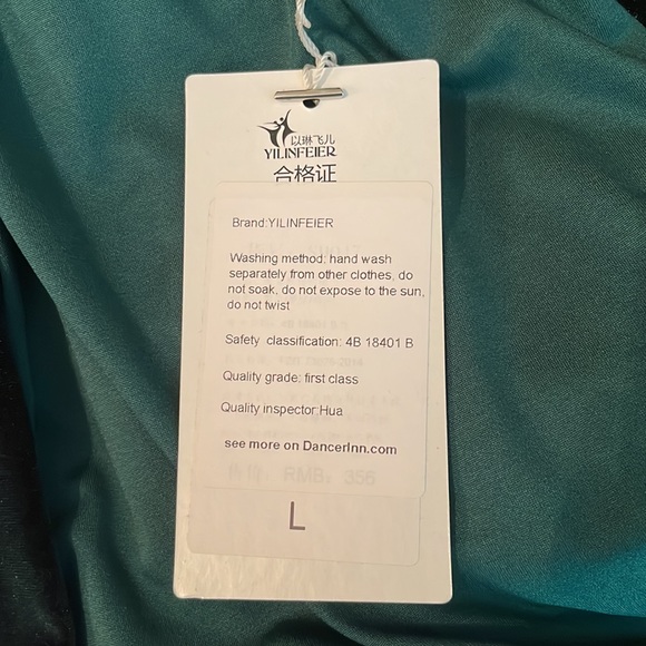 ♻️ New Yilinfeier Green Velvet Long Sleeve Sheer Maxi Formal Dress size Large - Picture 6 of 9